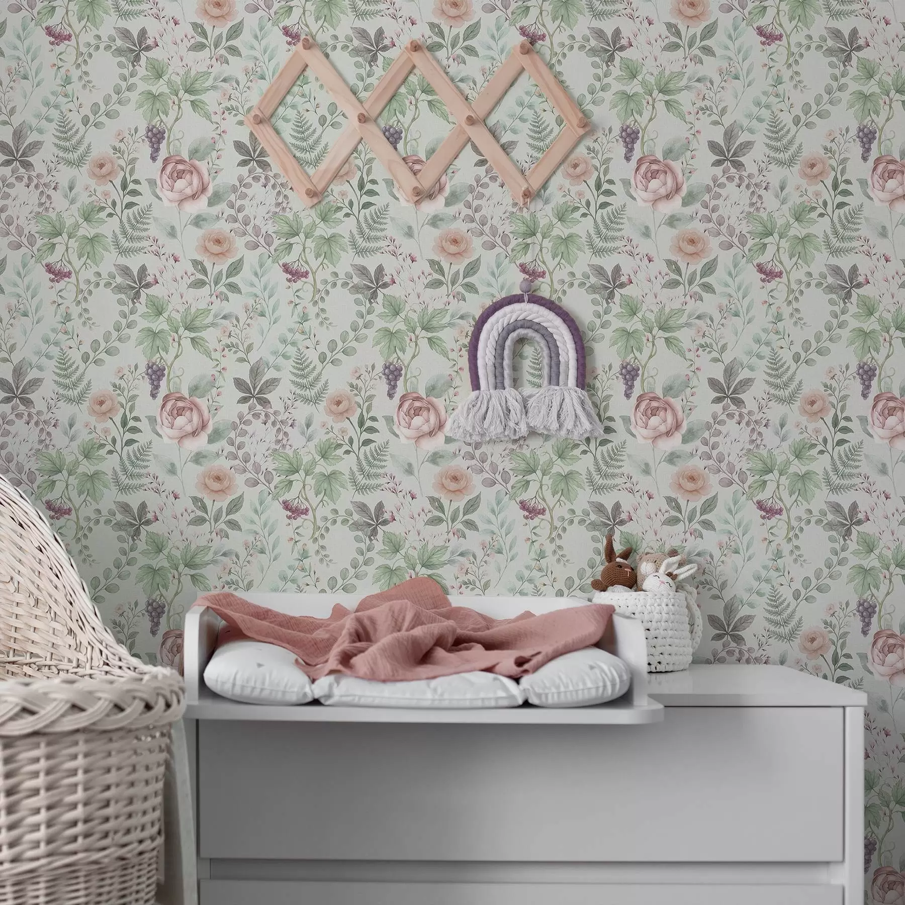 murales de pared Jardín en tonos pastel con rosas, helechos y uvas. a00867